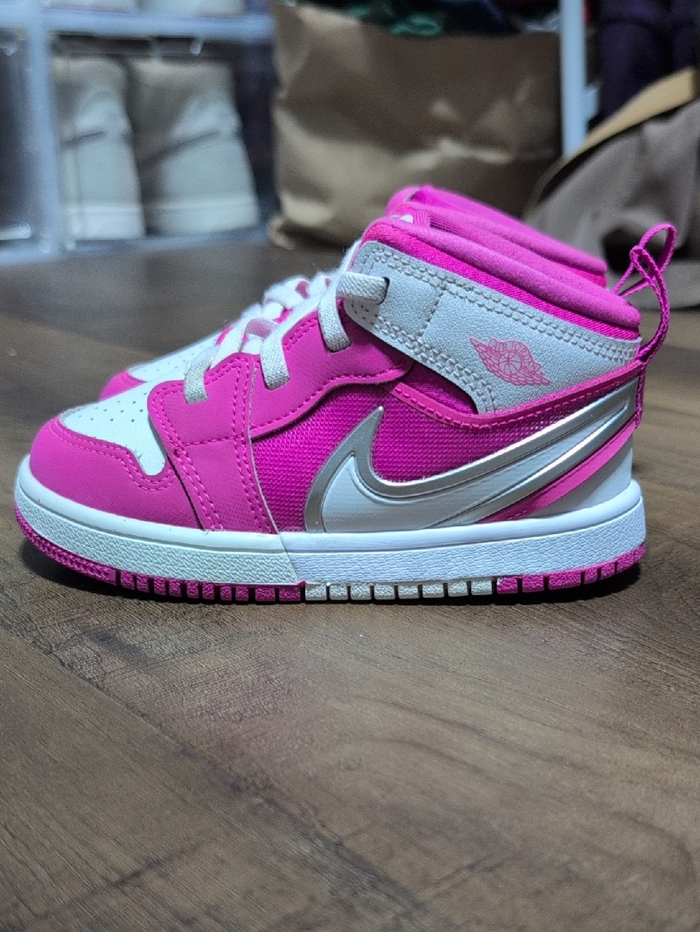 Jordan 1 Mid RM Easy On Fire Pink